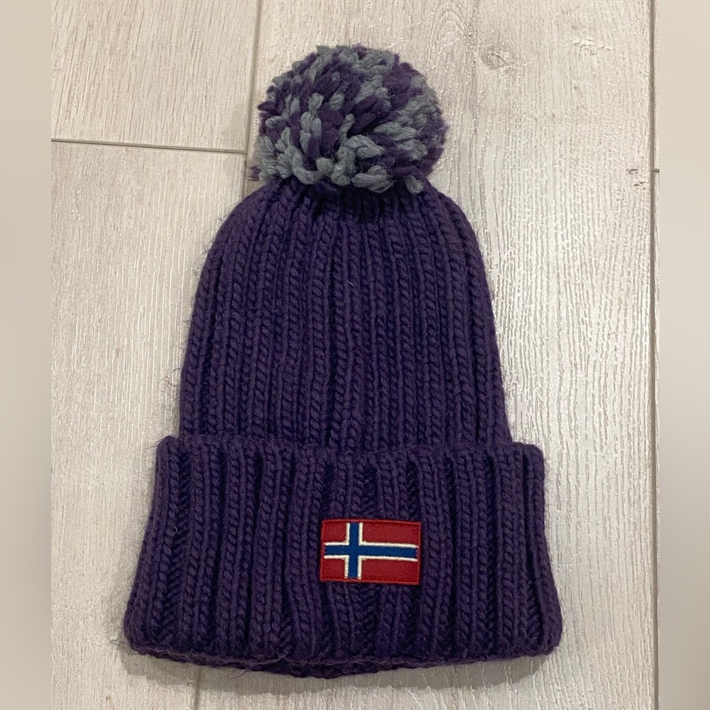Napapijri Semiury Beanie in Purple